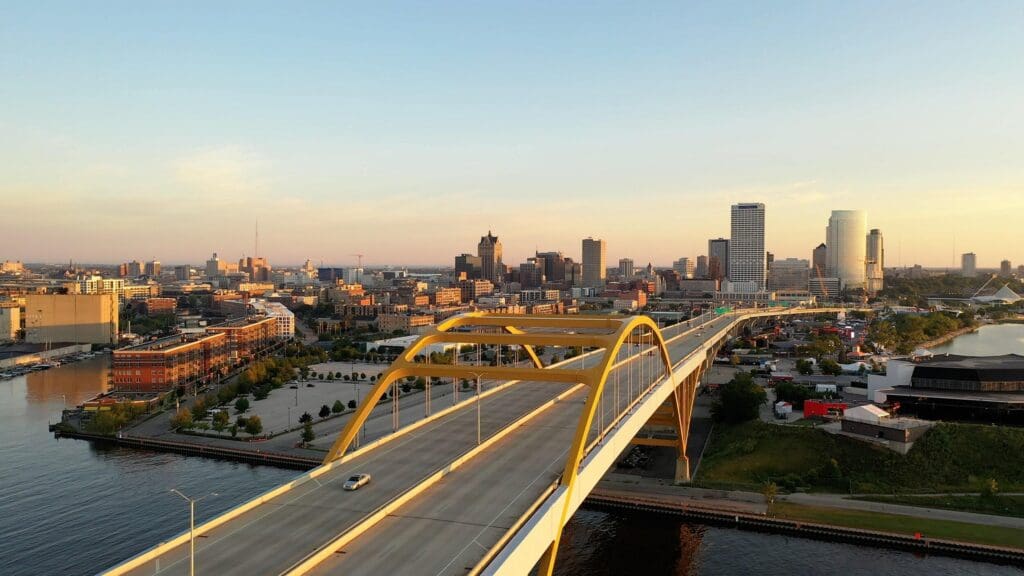milwaukee roof contractor
