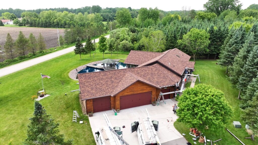 neenah roofing company